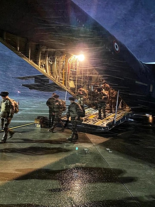 Ministerul Apărării anunţă că primii militari din contribuţia Franţei la Forţa de Răspuns a NATO au ajuns în România  

