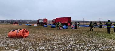 Iaşi: 33 de corturi pentru refugiaţi, montate pe un stadion din municipiu. Acestea pot primi în total peste 200 de persoane
