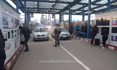 Poliţia de Frontieră: 20.074 cetăţeni ucraineni au intrat în ţară, vineri, până la ora 18.00, în scădere faţă de ziua precedentă 