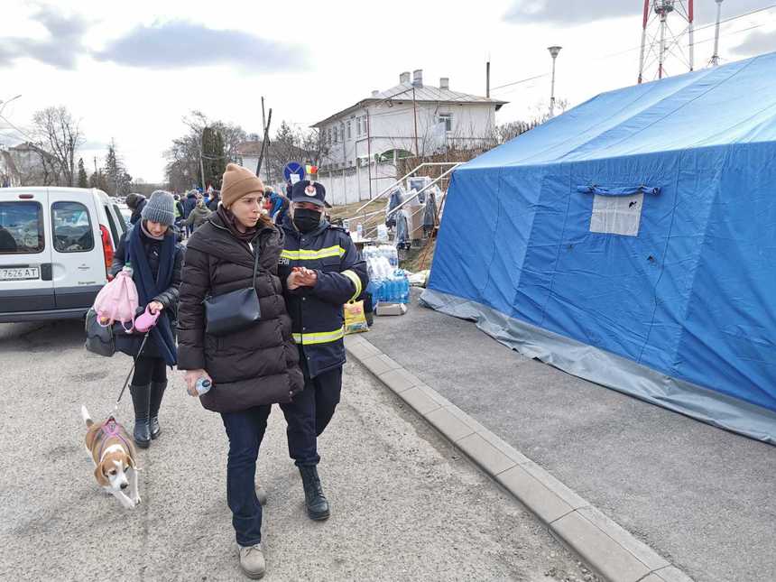 Preşedintele CJ Harghita face apel pentru donarea de generatoare de aer cald şi aeroterme, necesare în corturile de la graniţa cu Ucraina - VIDEO