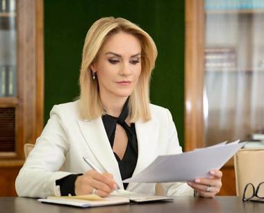 Firea anunţă că părinţii români arestaţi în Danemarca au fost eliberaţi, dar nu îşi pot vedea copilul timp de şase luni: Nu renunţăm la demersurile pe care le facem pentru aducerea în ţară a băieţelului şi plasarea acestuia la familia bunicilor materni