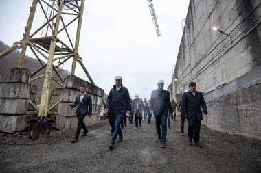 Ministrul Mediului, Tánczos Barna, a inaugurat la Hunedoara un baraj după 36 de ani de la începerea lucrărilor: Anul trecut şi anul acesta am alocat peste 34 milioane de lei