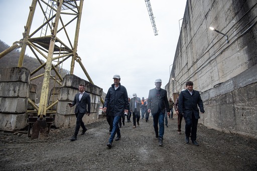 Ministrul Mediului, Tánczos Barna, a inaugurat la Hunedoara un baraj după 36 de ani de la începerea lucrărilor: Anul trecut şi anul acesta am alocat peste 34 milioane de lei