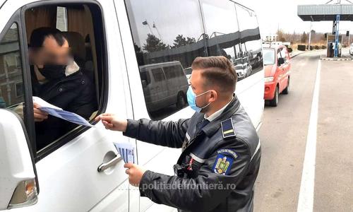 Poliţia de Frontieră: 6.729 cetăţeni ucraineni au intrat duminică în ţară, în scădere cu 13,9 % faţă de ziua precedentă / De la debutul crizei din Ucraina au intrat în România 617.669 cetăţeni ucraineni 