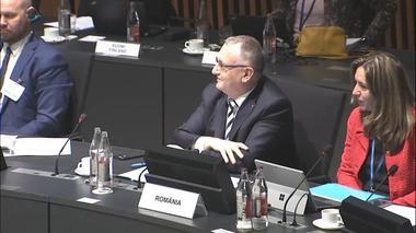 Cîmpeanu, la reuniunea miniştrilor Educaţiei din UE: E nevoie de un efort susţinut pentru trecerea de la un răspuns umanitar de urgenţă, în care am asigurat acces la educaţie, la dezvoltarea de servicii de calitate pentru protecţia efectivă a refugiaţilor
