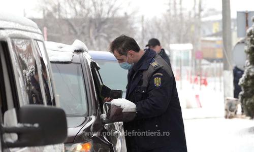 Poliţia de Frontieră: 8.350 de cetăţeni ucraineni au intrat în România luni, în creştere faţă de ziua precedentă