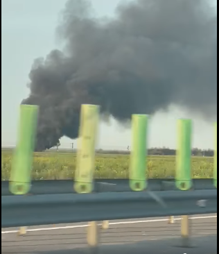 Octavian Berceanu: Arde acum, în Săruleşti, unul dintre centrele unde zeci de maşini sunt dezmembrate ilegal, zilnic – VIDEO 