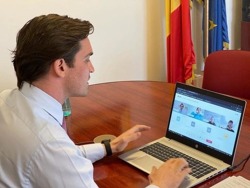 Secretarul de stat Andrei Baciu anunţă că pe 1 iulie va intra în vigoare noua politică de vaccinare împotriva COVID-19: vaccinarea doar la medicii de familie