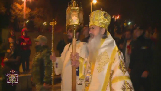 Arhiepiscopul Tomisului aduce şi în acest an Lumina Sfântă de pe mare. Mii de credincioşi sunt aşteptaţi la Slujba de Înviere
