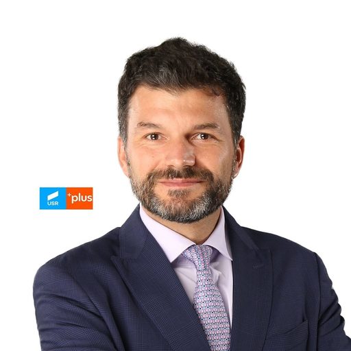 Octavian Berceanu: O suprafaţă de 5000 de metri pătraţi în apropierea Bucureştiului este acoperită de piei şi de intestine de animale, care stau în soare - VIDEO