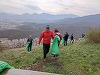 Braşov: Zeci de refugiaţi din Ucraina, voluntari în cadrul acţiunii "Curăţăm România", organizată la nivel naţional sub îndrumarea Ministerului Mediului