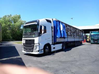 Garda de Mediu: 1.040 de transporturi, verificate în acest an - Deşeuri oprite la intrarea în ţară, sesizări penale şi amenzi