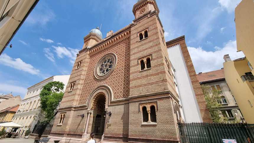Timişoara: Sinagoga din Cetate a fost redeschisă la 25 de ani de la momentul în care a fost desacralizată/ Au fost făcute lucrări de restaurare - FOTO
