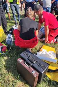 UPDATE Dolj: Pompierii au căutat un copil de 12 ani care s-ar fi înecat într-un canal de irigaţii / Băiatul găsit nu a răspuns manevrelor de resuscitare şi a fost declarat decesul