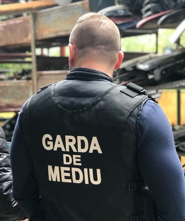 Ministerul Mediului: Prima plângere penală pentru infracţiunea de îngropare de deşeuri/ Este vorba despre un teren din incinta staţiei de sortare din Sectorul 3, unde ar fi fost îngropate deşeuri din construcţii, plastic, ceramică şi lemn