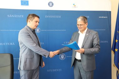 MIPE: Acordarea ajutoarelor sociale pentru persoanele defavorizate intră în linie dreaptă/ Au fost semnate contractele pentru emiterea cardurilor şi pentru livrarea acestora, de către Poşta Română