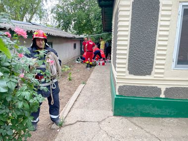 Brăila: Trei persoane din localitatea Valea Cânepii au avut nevoie de îngrijiri medicale după ce au căzut într-o fântână - FOTO