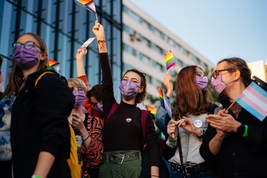 A doua ediţie a marşului Iaşi Pride va avea loc, duminică, pe străzile Iaşiului/ Arhiepiscopia Iaşilor: Ne ducem tot mai jos prin subminarea fundamentului familiei, îndreptându-ne cu paşi rapizi spre pericolul disoluţiei