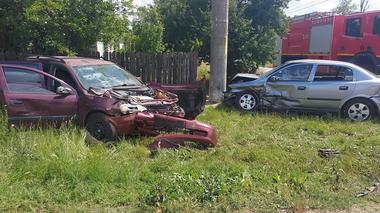 Ialomiţa: Accident rutier în urmă căruia şase persoane au fost rănite, dintre care trei sunt copii / Victimele au fost transportate la Spitalul de Urgenţă Slobozia