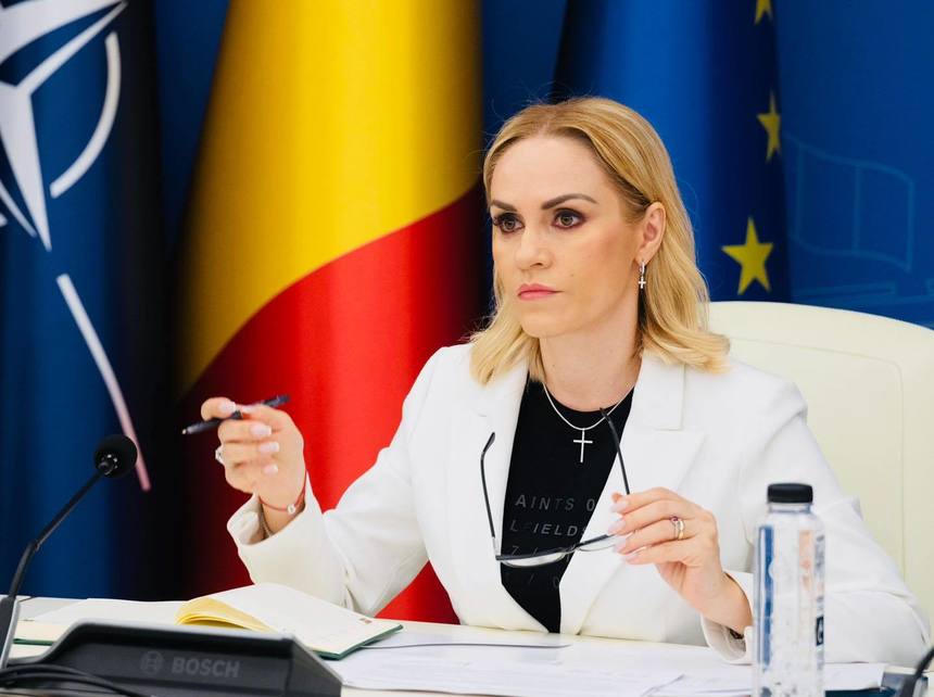 Gabriela Firea, discuţie cu reprezentanţii tinerilor din România: Am anunţat deja o majorare a numărului de locuri în tabere / Voi propune să îndreptăm nedreptatea din ultimii doi ani când s-a renunţat la biletele gratuite la transportul cu trenul
