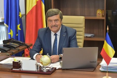 Prefectul Toni Greblă a decis prelungirea programului de lucru cu publicul al Serviciului Public Comunitar de Paşapoarte, începând de luni