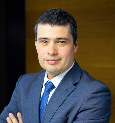 CONFERINŢA NEWS.RO - Răzvan Szilagyi:  Toate aceste investiţii pe care trebuie să le facem, din punctul meu de vedere, trebuie să fie acoperite şi din bani privaţi