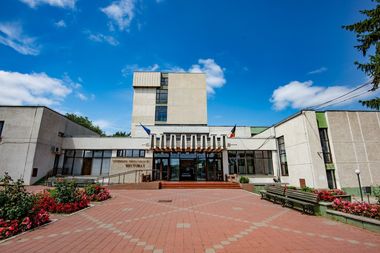 Admitere la Universitatea Tehnică din Iaşi - 6.500 de locuri scoase la concurs, dintre care 3.400 sunt la studii de licenţă. Candidaţii se pot înscrie cu o singură taxă la trei facultăţi

 