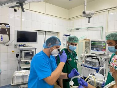 Bărbat de 55 ani cu o boală pulmonară rară supus unei intervenţii în premieră la spitalul de Pneumoftizilogie din Iaşi - FOTO

