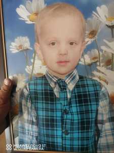 UPDATE Botoşani: Un băiat de şase ani a dispărut de acasă şi este căutat de poliţişti / Băiatul a fost găsit, după câteva ore, într-un lan de porumb, la un kilometru de locuinţa sa