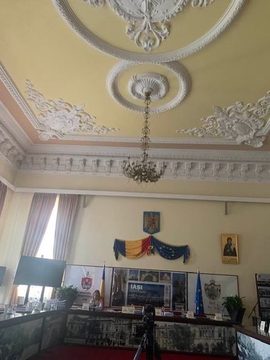 Iaşi: Şedinţa Consiliului Local a fost suspendată din cauza unei pene de curent care afectează întreg centrul oraşului