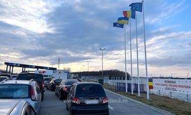 Poliţia de Frontieră: 100.477 de persoane au intrat marţi în România, dintre care 9.456 de cetăţeni ucraineni