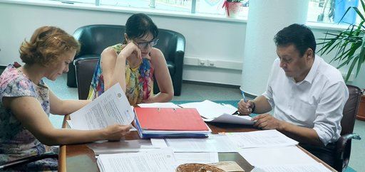 Primăria Ploieşti va închiria două cazane de apă fiartă pentru a evita oprirea apei calde din cauza unor lucrări la CET Brazi  