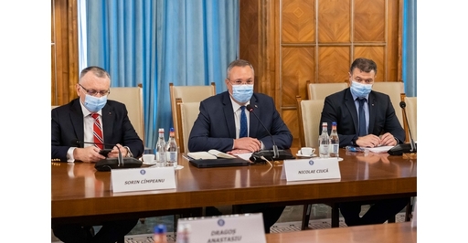 Premierul a discutat cu Alianţa „O voce pentru Educaţie” despre pachetul de legi privind educaţia / Ciucă a dat asigurări că ţinta de 15% pentru învăţământ din bugetul consolidat va fi îndeplinită treptat, până în 2027