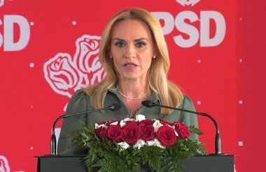 Gabriela Firea: O familie cu mulţi copii nu are cum să trăiască decât greu, de la o zi la alta / Vom avea şi proiecte dedicate seniorilor
