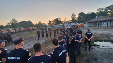 Misiunea pompierilor români în Franţa, unde au participat la stingerea incendiilor de vegetaţie, s-a încheiat - FOTO, VIDEO