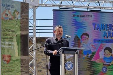Final pentru cea de-a XIII-a ediţie a Programului de tabere “ARC”: Peste 1200 de elevi, studenţi şi tineri din 18 state au redescoperit România 
