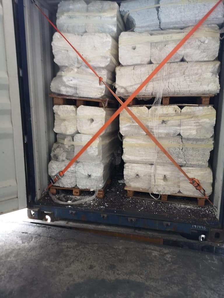 Garda de Mediu a descoperit 33 de tone de deşeuri sosite în Portul Constanţa din Israel/ Acestea erau destinate unei firme din Buzău