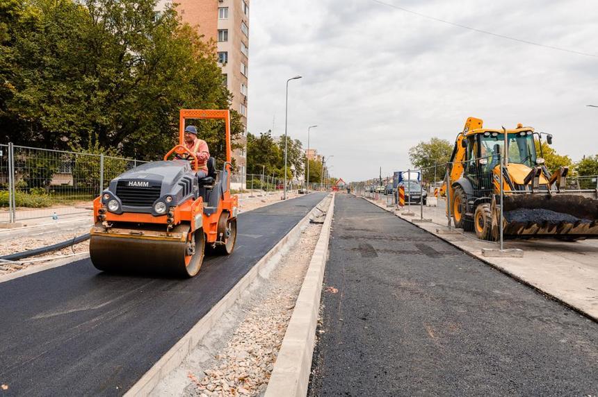 Nicuşor Dan: Lucrările la Prelungirea Ghencea avansează. Trustul de Clădiri Metropolitane estimează că tronsonul aflat în execuţie, cel cuprins între str. Braşov şi str. Râul Doamnei, va fi finalizat în luna octombrie