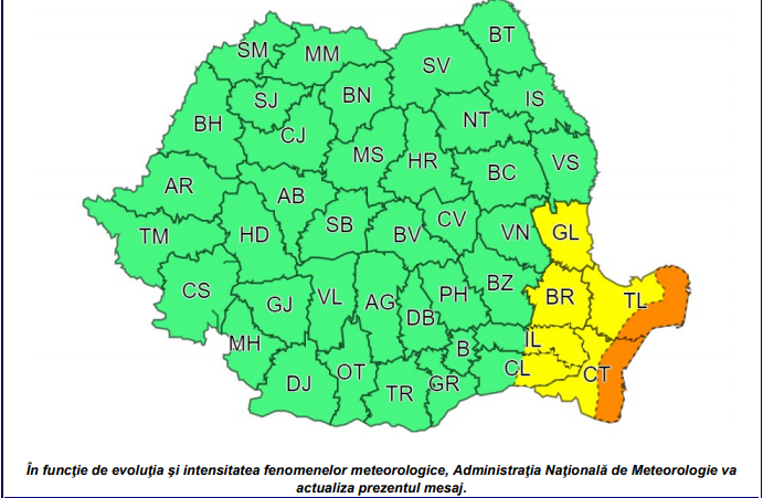 Cod galben şi portocaliu de furtuni, în Dobrogea, estul Munteniei şi sudul Moldovei / Pe litoral vor fi averse torenţiale