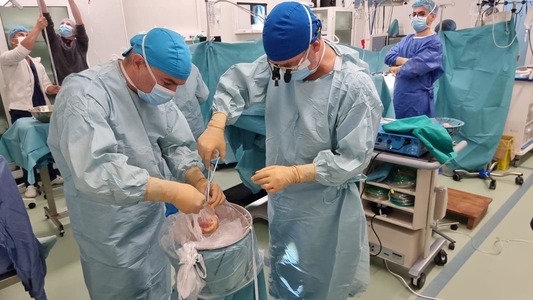 Târgu Mureş: Două transplanturi de cord în mai puţin de o săptămână / Duminică a fost salvată viaţa unei femei de 53 de ani, din Iaşi