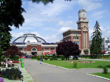 Cea mai mare piaţă din Ploieşti, Halele centrale, închisă în urma unui control al ANPC