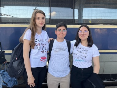 O elevă din Agigea s-a adresat Avocatului Poporului cerând anularea ordinului ministrului Educaţiei prin care a rămas fără bursa socială cu care îşi achita naveta până la Constanţa: E o nedreptate /Ce i-ar spune ministrului / Răspunsul ministerului - FOTO