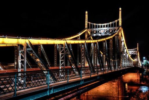 Economii la Arad - Iluminatul arhitectural va fi stins zilnic de la ora 23.00, începând din 3 octombrie

