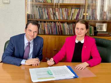 Ligia Deca a preluat portofoliul de ministru al Educaţiei - Un obiectiv esenţial al mandatului este asigurarea caracterului predictibil al măsurilor educaţionale, astfel încât elevii, profesorii şi părinţii să ştie cum se desfăşoară procesul de învăţământ 
