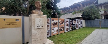 Institutul National pentru Studierea Holocaustului: La Sighetul Marmaţiei, Primăria a acordat titlul de cetăţean de onoare lui Petru Codrea, ultimul supravieţuitor al grupului membrilor Frăţiilor de Cruce, organizaţia de tineret a Mişcării Legionare 