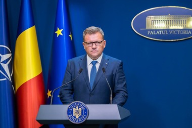 Budăi: Guvernul analizează variante de soluţii care ar putea să vină în sprijinul lucrătorilor şi al angajatorilor, printre care se numără majorarea salariului minim la 3.000 de lei, începând cu luna ianuarie a anului viitor