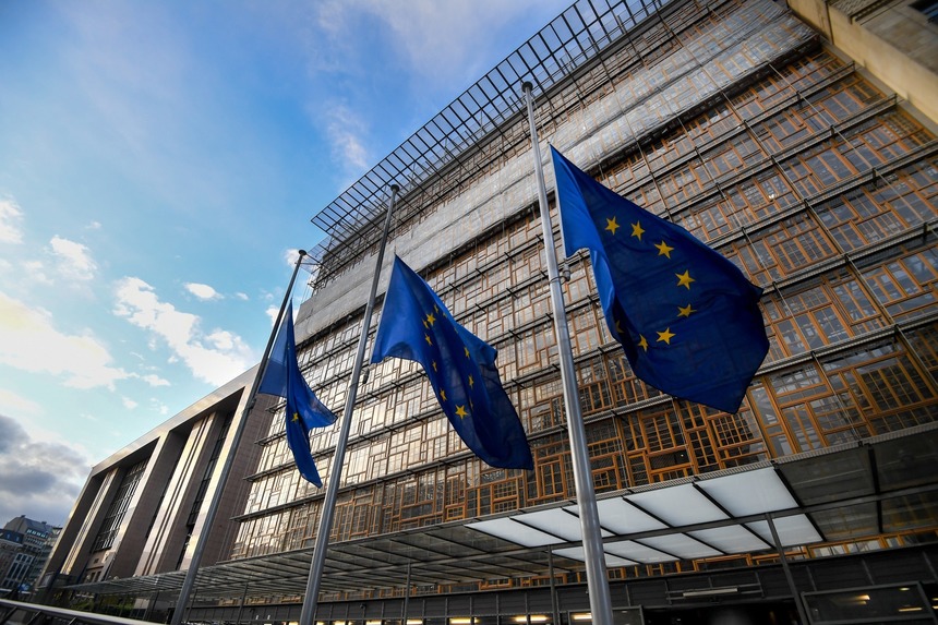 Consiliul UE a aprobat un act legislativ al Uniunii Europene pentru îmbunătăţirea echilibrului de gen în organele de conducere ale societăţilor