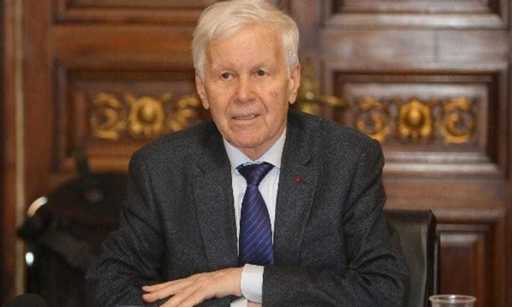 Ministrul Educaţiei: Îi rămânem recunoscători lui Eugen Simion pentru contribuţia sa fundamentală în domeniul cercetării filologice. Un model de profesionalism, de hărnicie, de devotament
