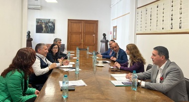 Ligia Deca, întâlnire cu reprezentanţii Federaţiei Naţionale a Asociaţiilor de Părinţi - Învăţământ Preuniversitar - Discuţii despre Legile Educaţiei şi sezonul rece
