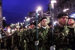 Ziua Armatei, marcată prin ceremonii militare şi religioase, depuneri de coroane de flori în mai multe oraşe din ţară / Iohannis şi Ciucă, prezenţi la ceremonia din Parcul Carol I  